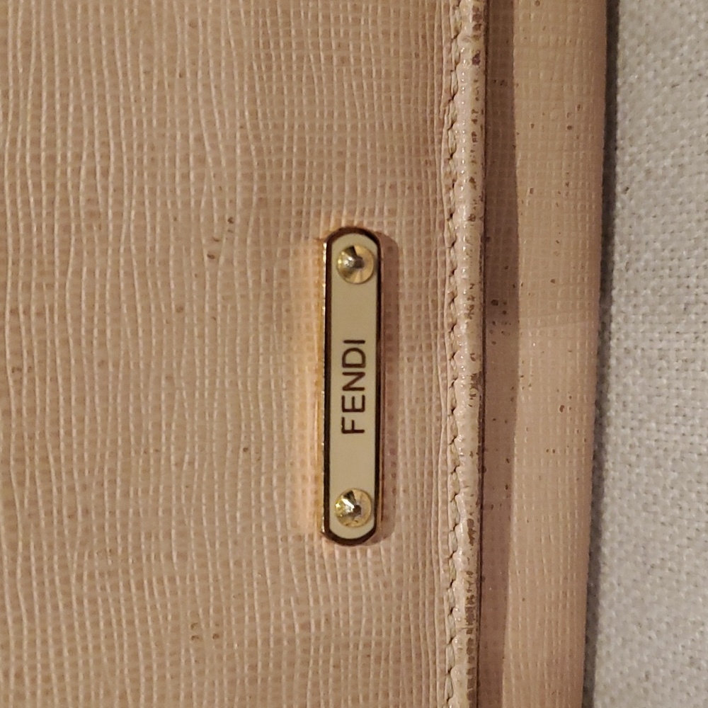 FENDI Baby Pink Wallet - Picture 3 of 16
